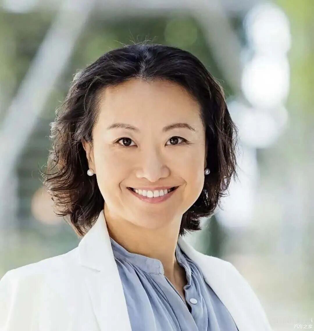 【沃尔沃中国换帅袁小林卸任，女法务官接掌电动化突围重任】袁小林卸任沃尔沃中国董事