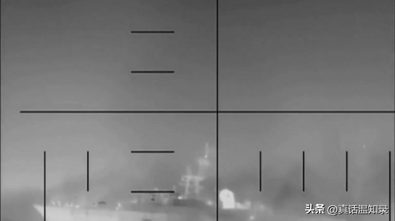 军演刚散就开打？美军核潜艇猎杀伊朗舰，上百人失联。
据军武次位面报道，伊朗的德纳