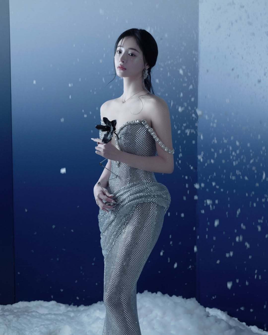 周洁琼 