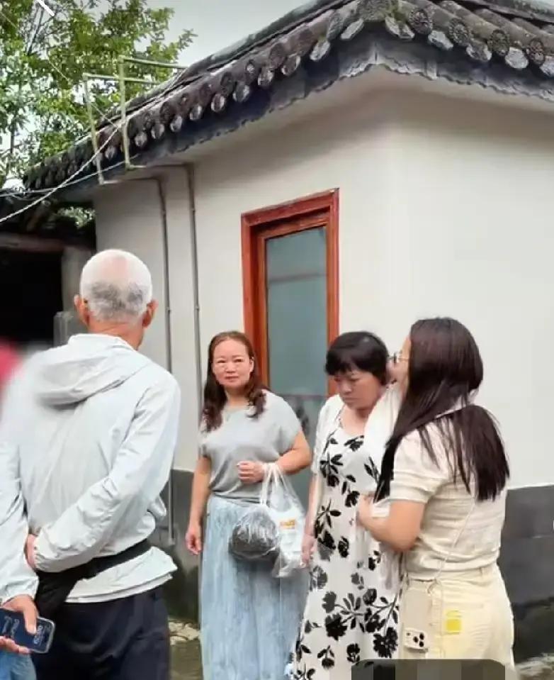 以前总觉得上网什么都能查到，今天想认真求证一个事，结果在搜索引擎里折腾了大半天，
