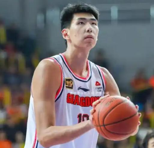 期待吗？又一个国产大竹竿去闯荡NBA！说真的这次结局会改写吗？

今天徐昕收到N