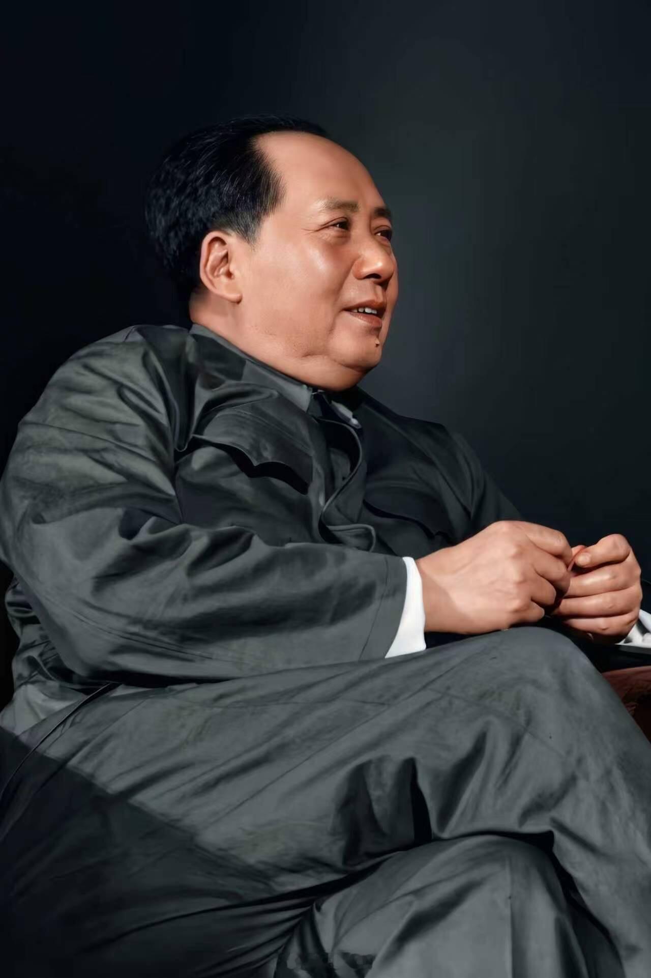 他把一把老牌打成了王炸！将一个濒临崩溃的文明从消失的边沿硬拉回来。将一个一盘散沙