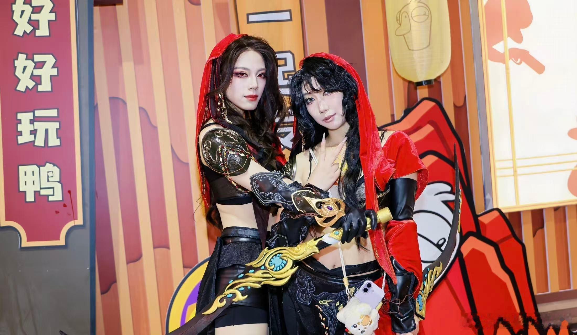 上海CJ展混进了武林高手CJ现场好似开办武林大会，一众侠客齐聚，搭配鹅鸭角色一同