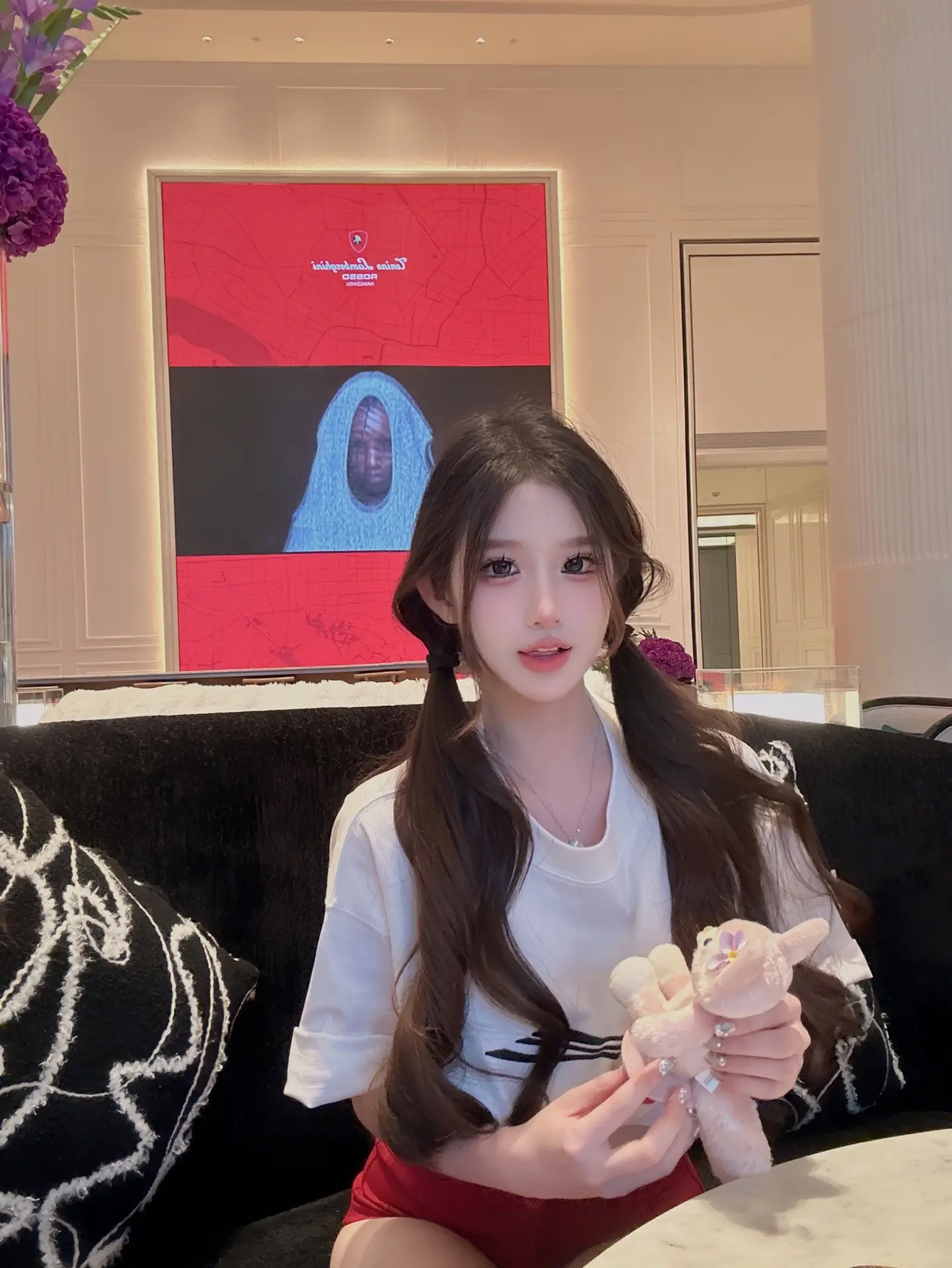 哼