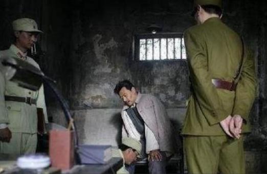 1935年，方志敏因被警卫员魏长发出卖而被捕，半年后英勇就义，那么问题来了，那个