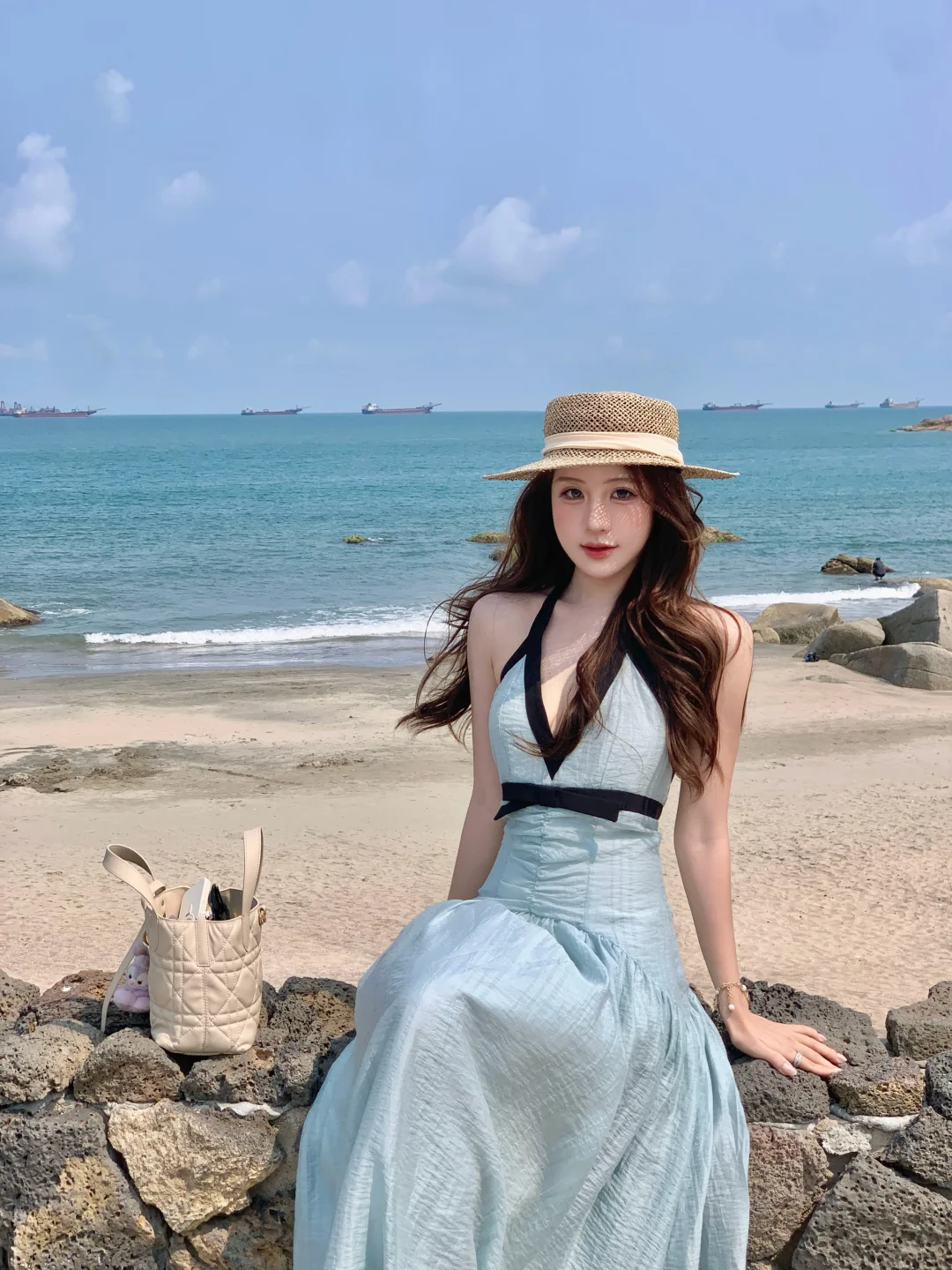 Looking float𓇼 ˖ ˚✩🫧