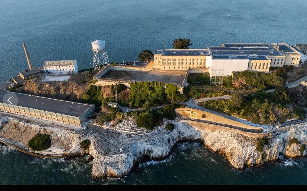 美国，要重新开放、扩建臭名昭著的恶魔岛。

尼古拉斯凯奇主演的电影《勇闯夺命岛》