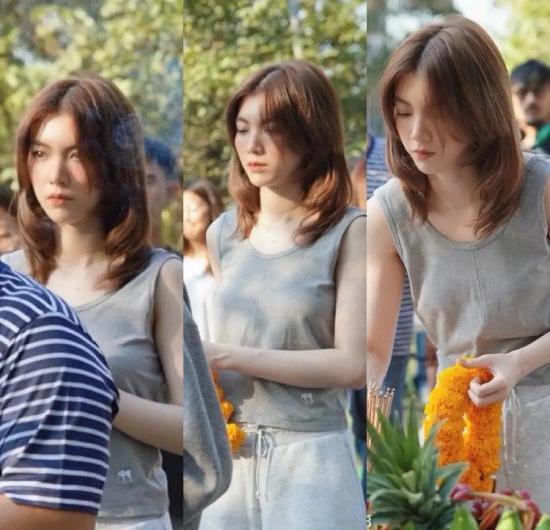 清新脱俗不做作，自然大方美丽动人自然清新美少女 温婉大方的美女 自然甜系少女 温