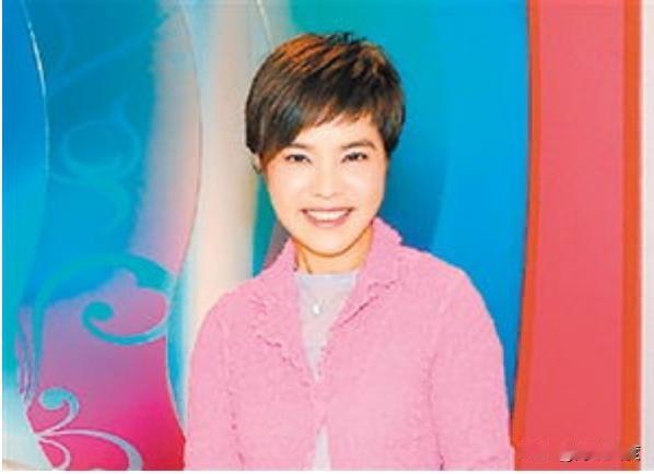 著名媒体人李艳秋认朱立伦不需辞党主席 但该向支持者交代为何当初要“蓝白合？”外界