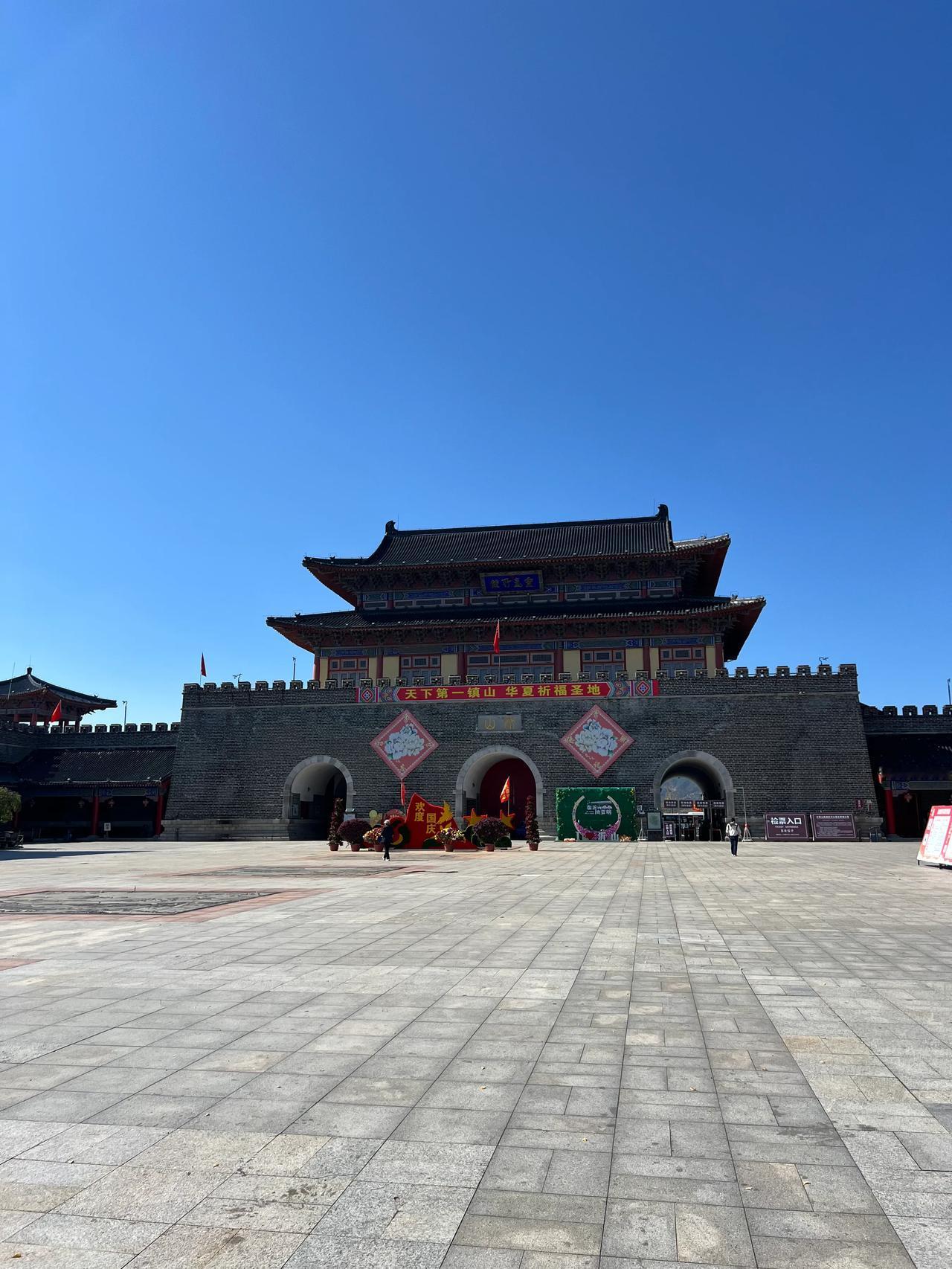 现代的战争
在消耗着人类
以色列炸死巴勒斯坦4万九千多人了
乌克兰战场死掉了50