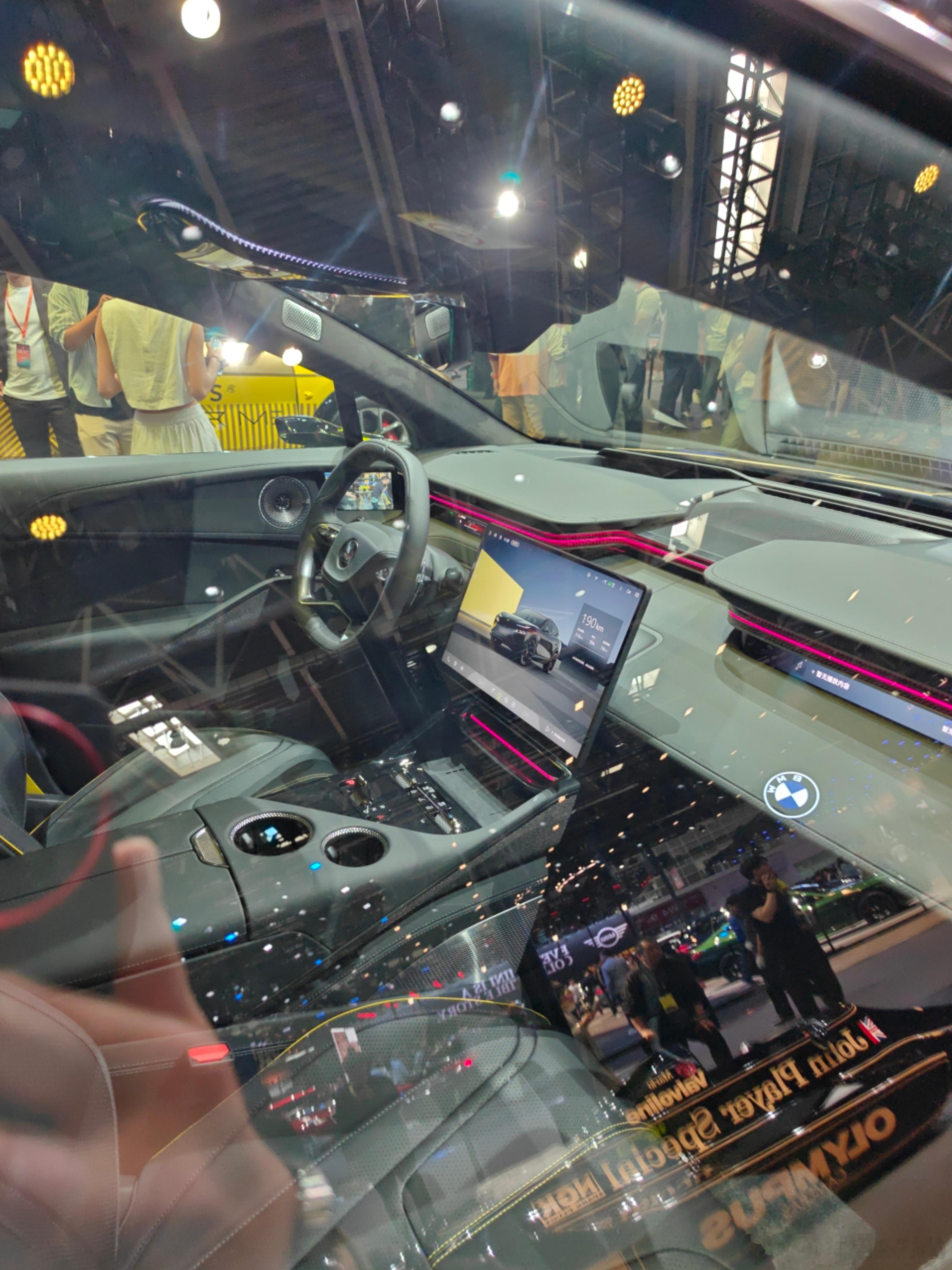 莲花ForMe黑金限量版发布了，全球限量78台。熟悉莲花的朋友都知道莲花曾经是一