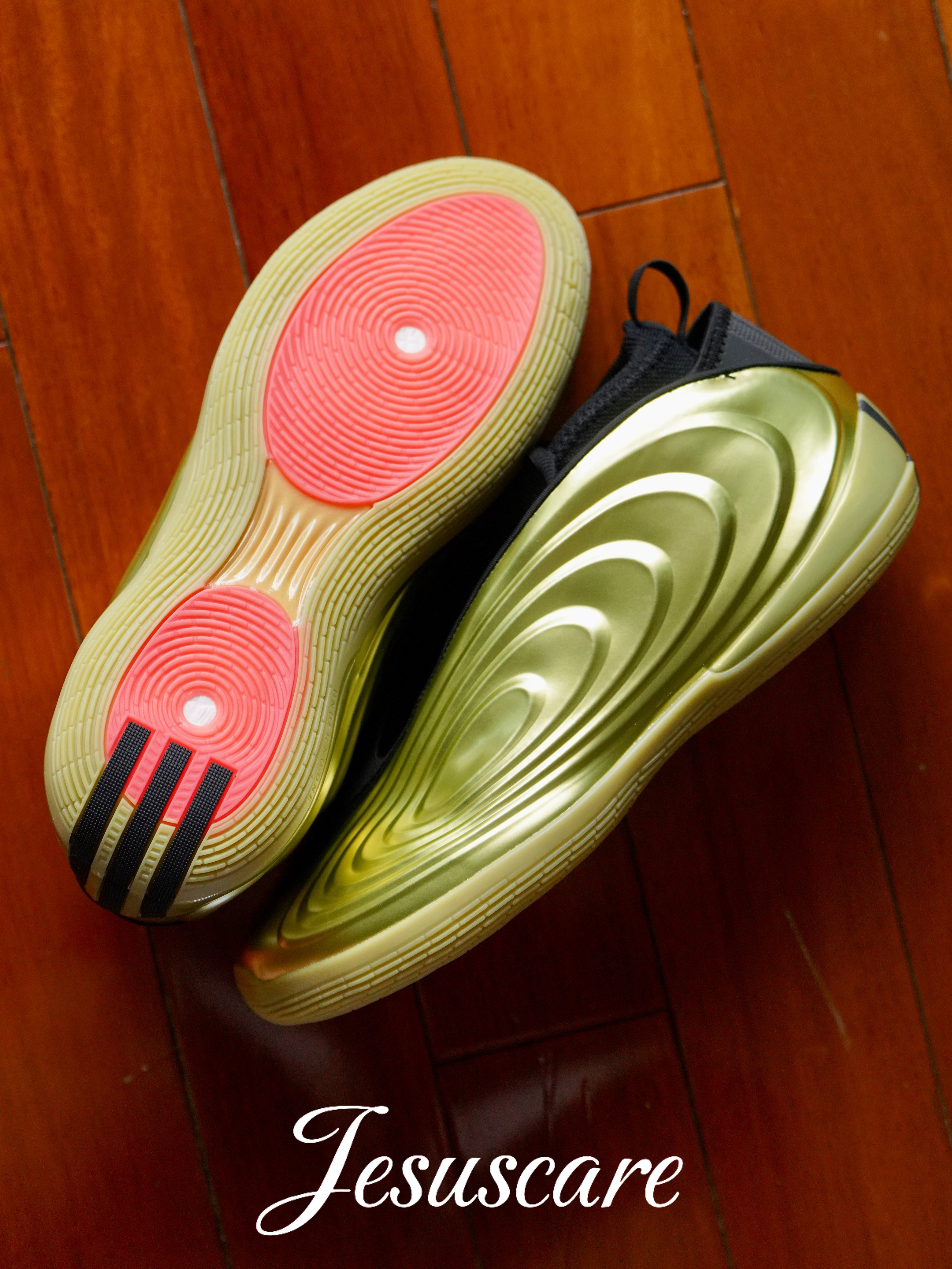 总冠军必须有黄金时刻期待小偰早点有PE配色Harden Vol.10我就当是拍C