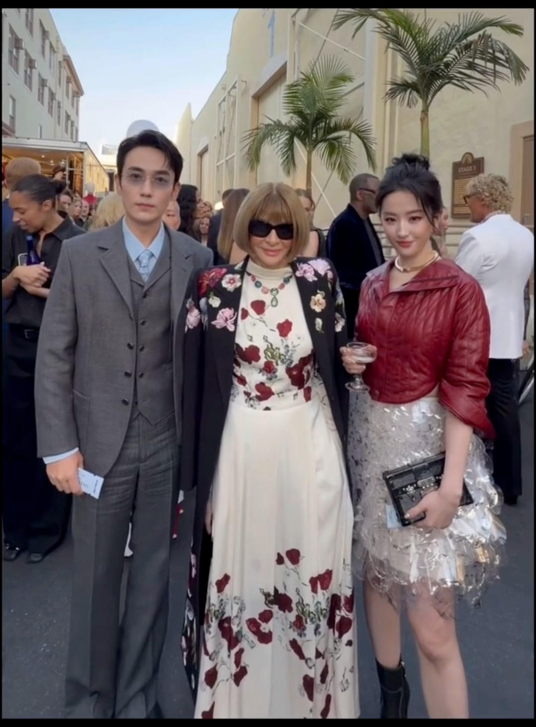 刘亦菲朱一龙安娜同框 ​​​