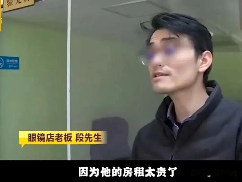 白嫖上瘾了！2023年，湖南长沙，女房东见男子老实，年年涨租，男子为了生意，忍气