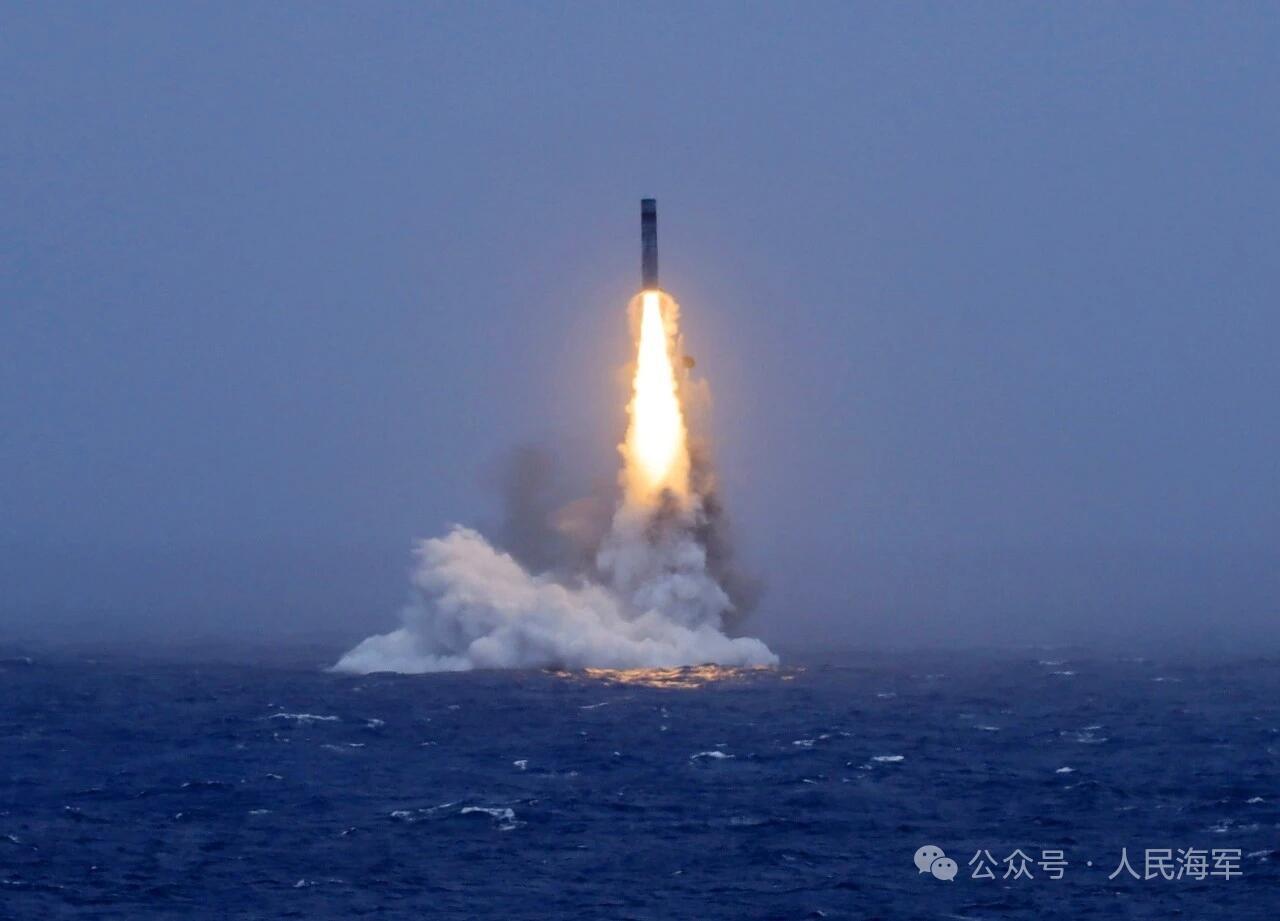 首先厘清客观事实：纸面极限射程俄罗斯萨尔马特（18000公里）全球第一，并不是中
