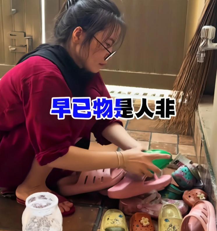 辞掉广西宜州在编教师的工作，易菲远赴巴基斯坦白沙瓦，生下三个孩子；谁料如今她被困