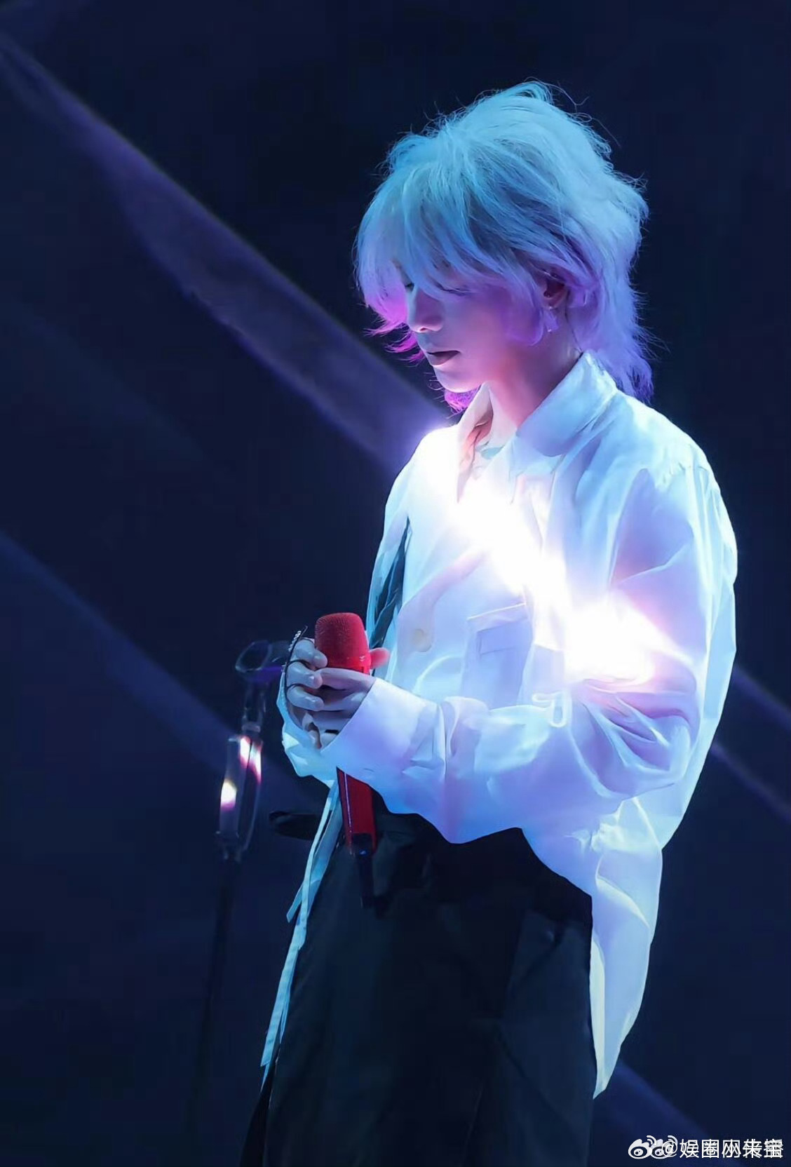海上生明月音乐节首批阵容宣爽了🖤说唱爱好者狂喜！TizzyT、沙一汀双双登上烟