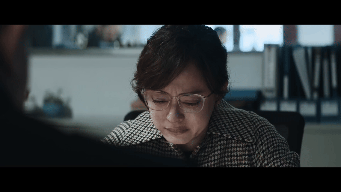 孙俪哭戏被生活逼到绝境，连崩溃都是无声的。孙俪那场戏眼泪没掉下来，但我隔着屏幕都