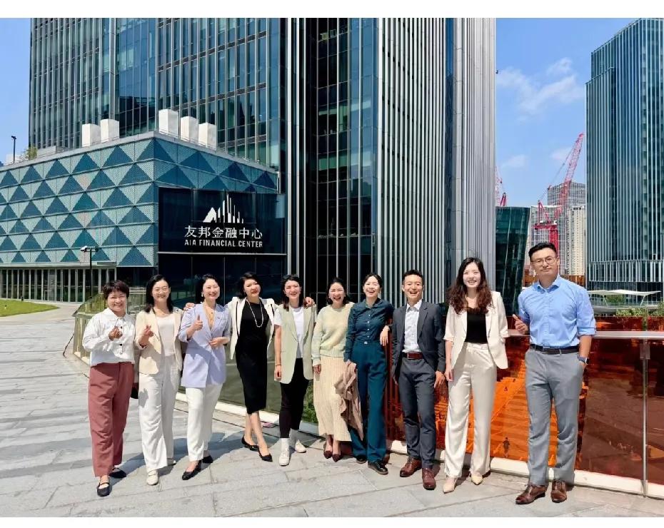 卖保险的人状态真的好，自从 蛮好的人生  出来后，我就知道要开始营销保险了，因为