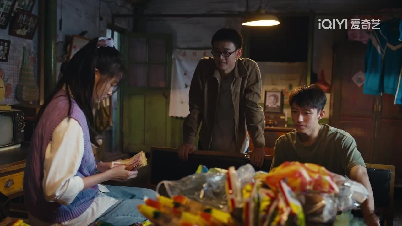 电视剧岁月有情时黄景瑜岁月有情时黄景瑜张小满 第8集，真是随时随地张小满都是秀气