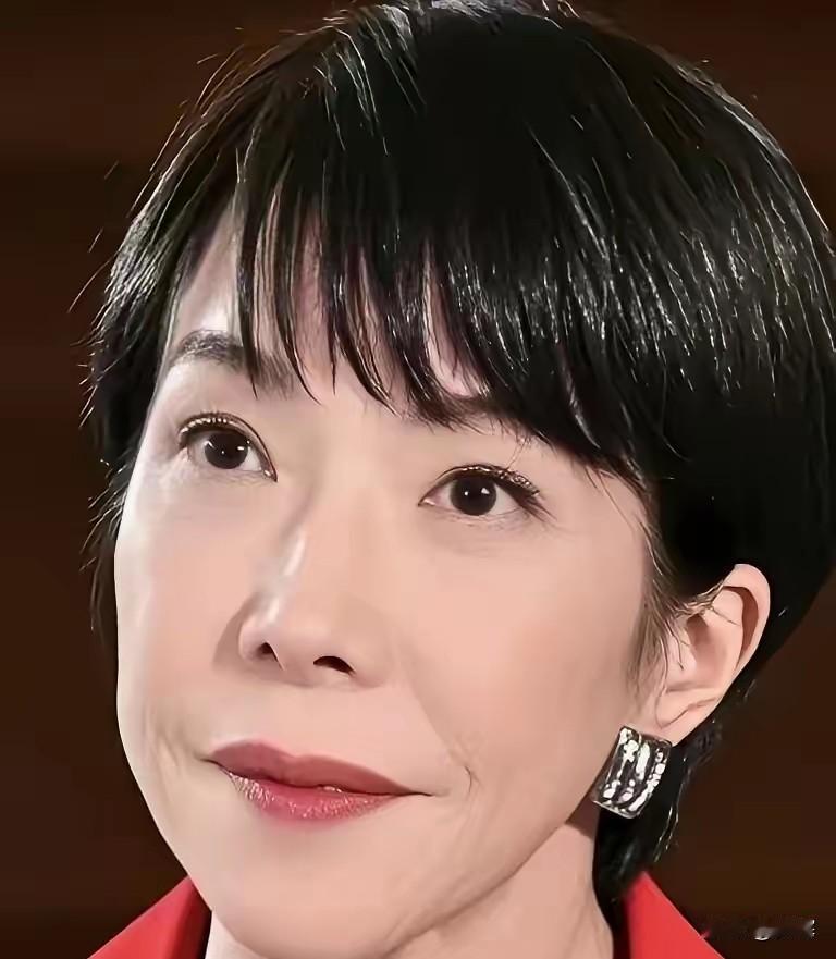 快讯！
 
日本突然宣布了
12月24日消息，日本防卫装备厅近日确认，已在“飞鸟