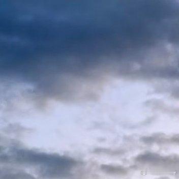 每日一善最好的生活状态并不是每时每刻都要轰轰烈烈，而是在追求热烈的同时也能珍惜平