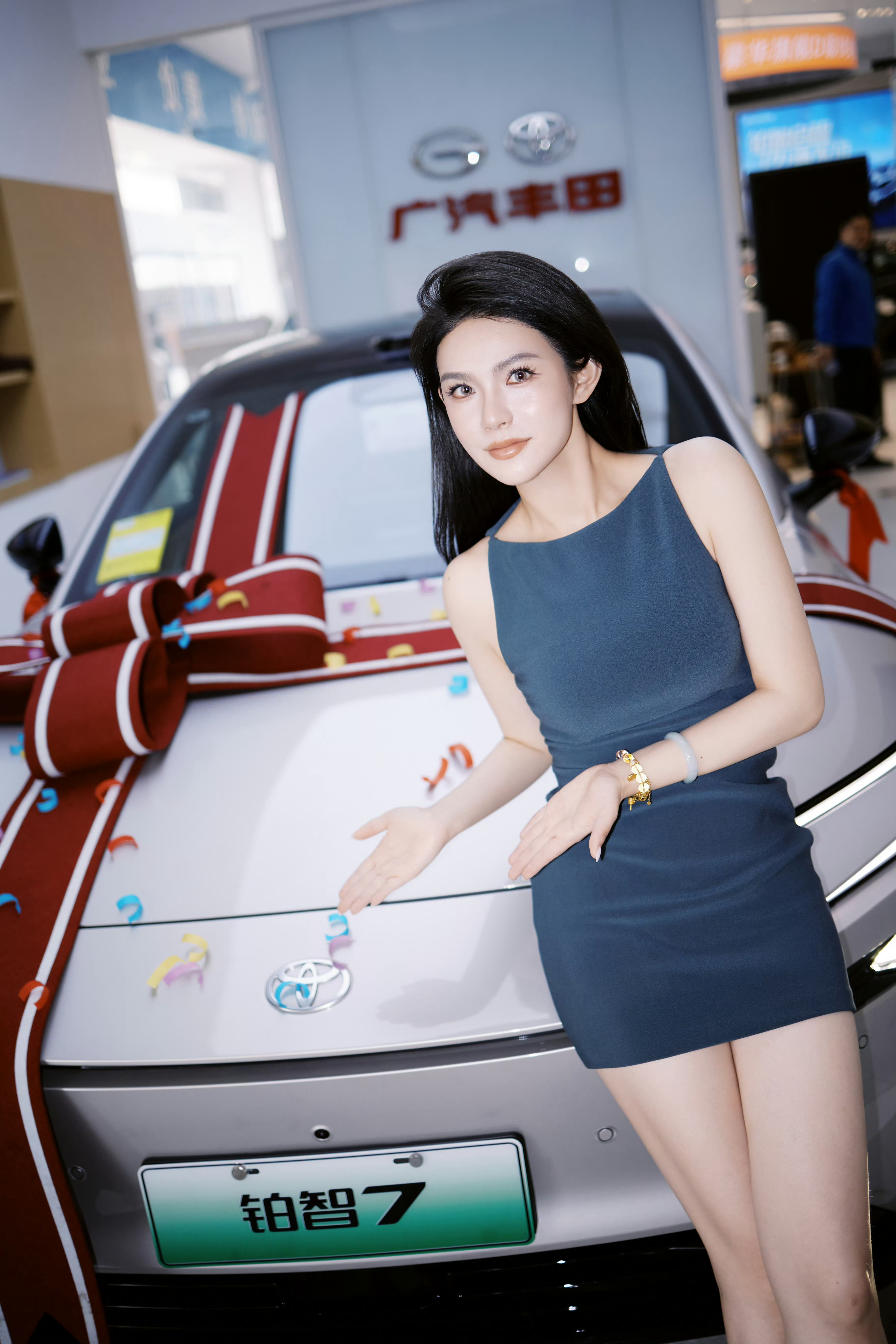 玩车豆豆 🚗 香车美女 