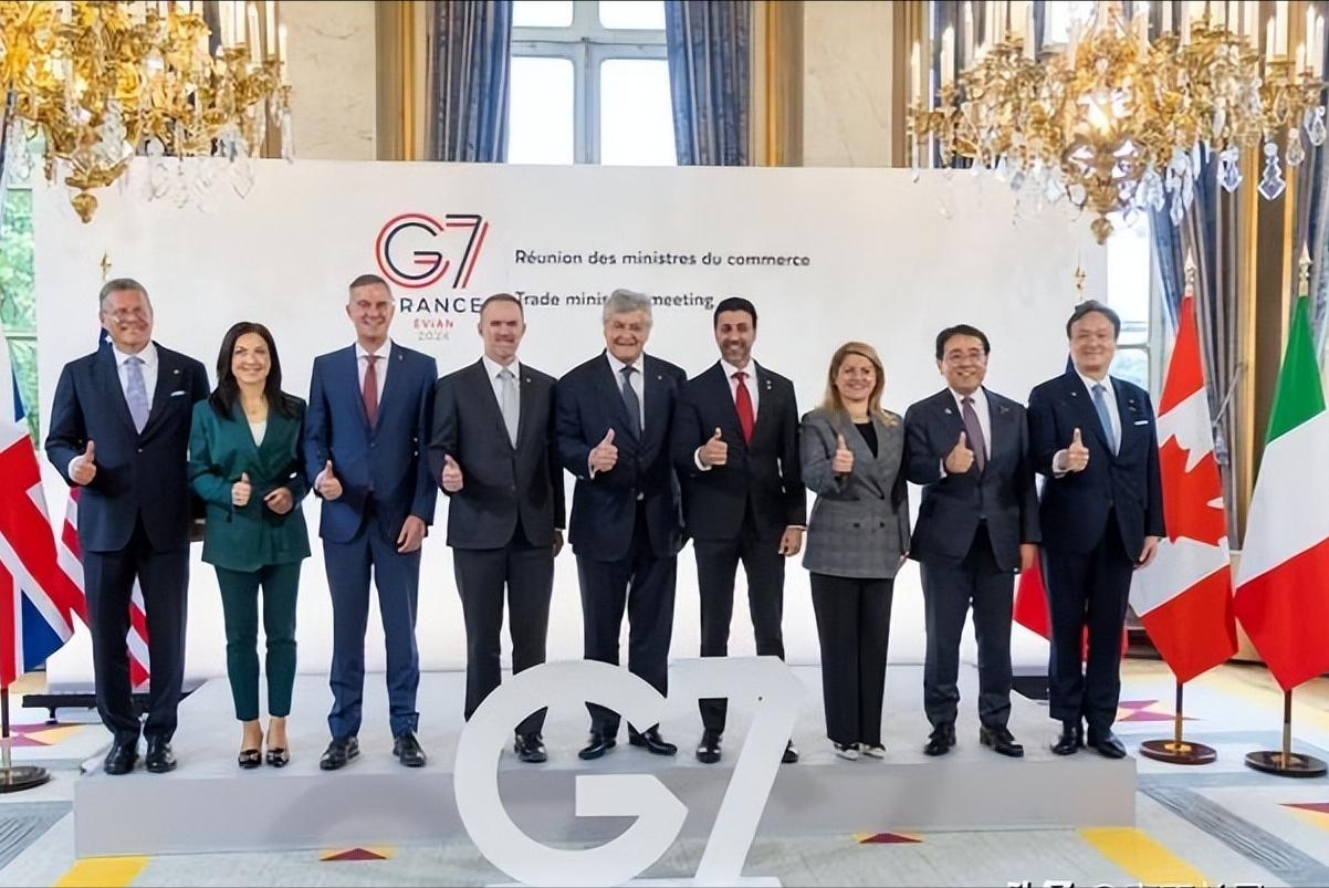 路透社消息，6日七国集团在巴黎召开贸易部长级会议。
会后发布的联合声明将矛头直指