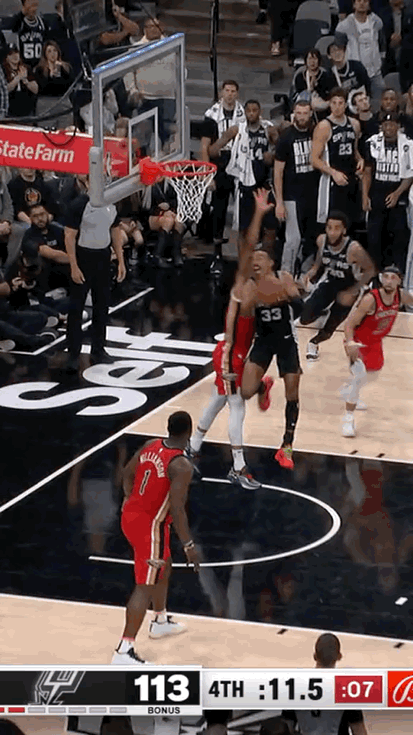 这一球你们只看到了英格拉姆的盖帽和锡安的上篮，而我看到的却是文班亚马先是抢篮板然