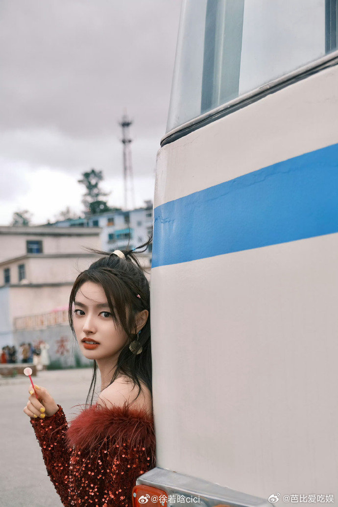 看徐若晗演戏感觉被抱了一下 谁能拒绝叶春春这样的女孩✨ 温柔、真诚、永远用陪伴温