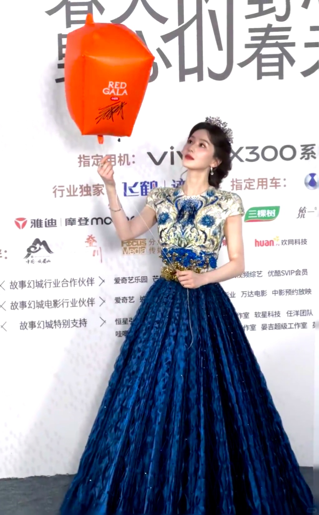 没有技巧就是硬美，生图王者 