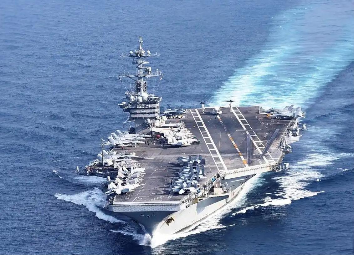 航母为什么非得带飞机，难道不能直接装满导弹吗？其实中国就是这么干的。有人说我们现