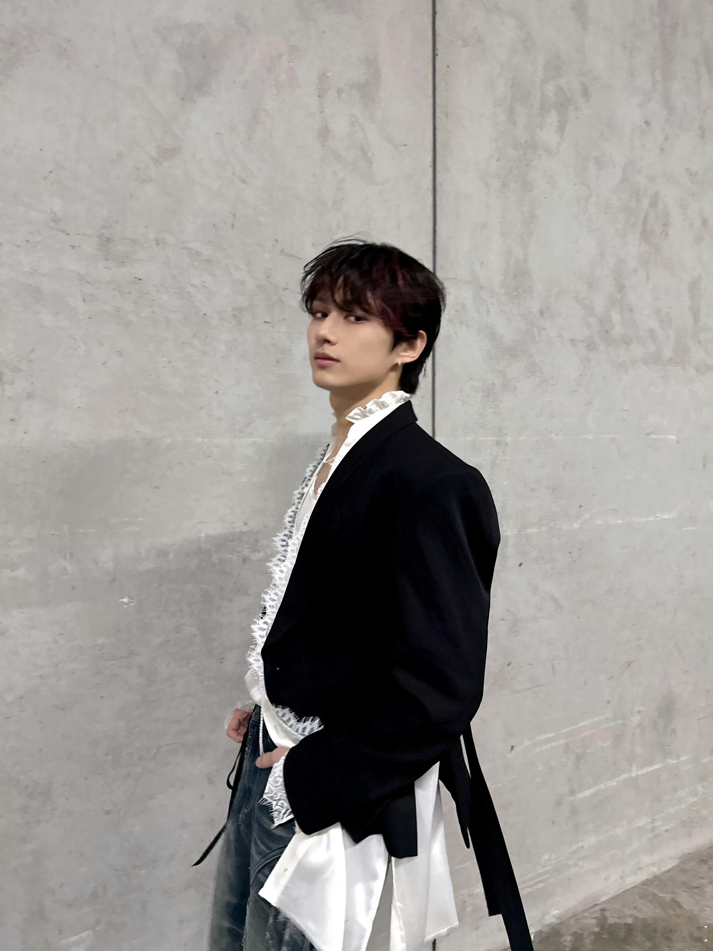 JUN文俊辉 不得不说芒果台流量方面真是拿捏的死死的，22号将再次邀请录制一期你