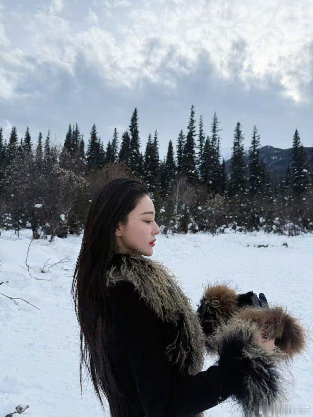 张馨予自驾新疆美到窒息张馨予自驾新疆张馨予自驾新疆美到窒息，好好看，挺好 