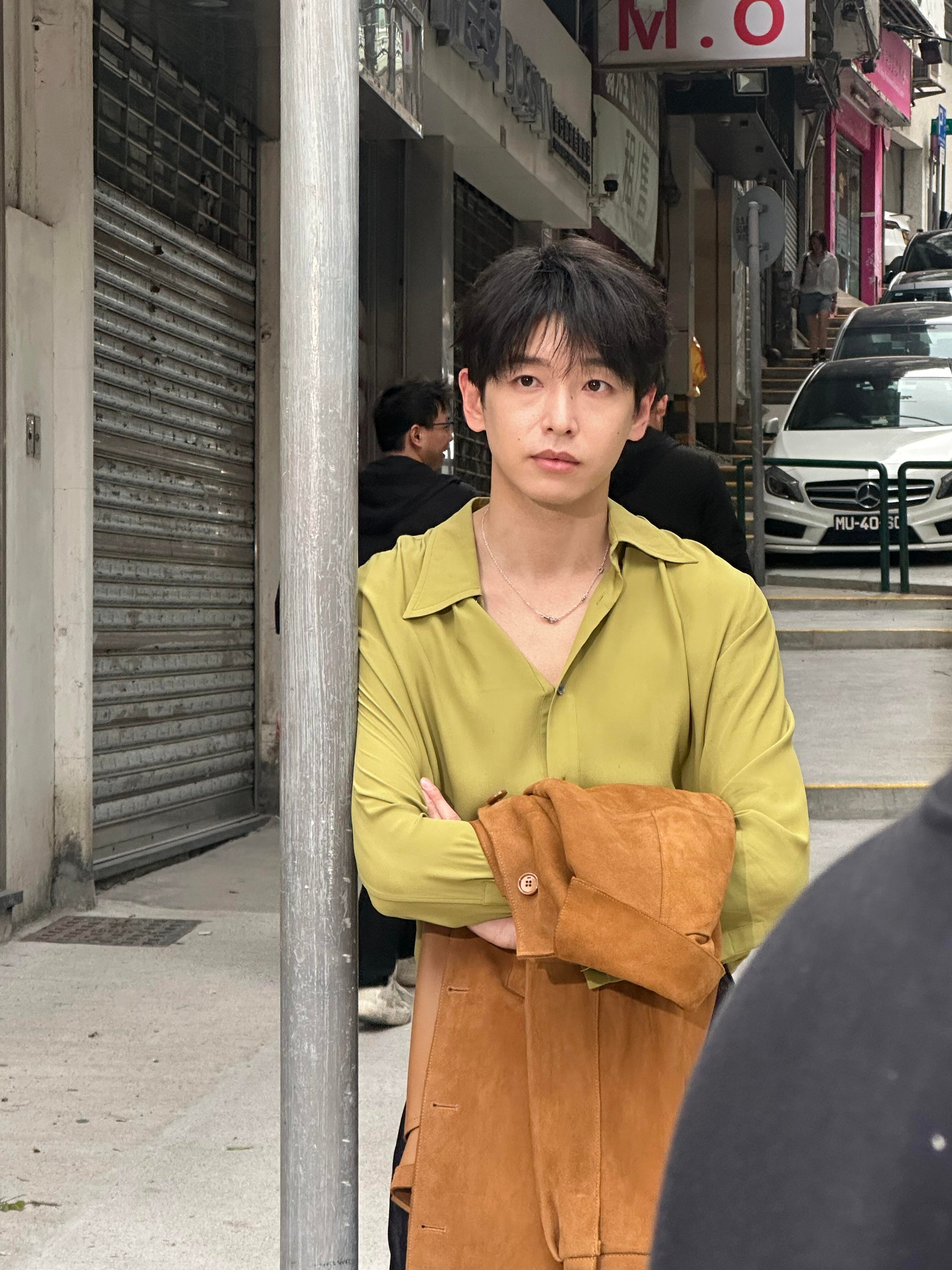 网友澳门偶遇彭昱畅！！在拍什么 