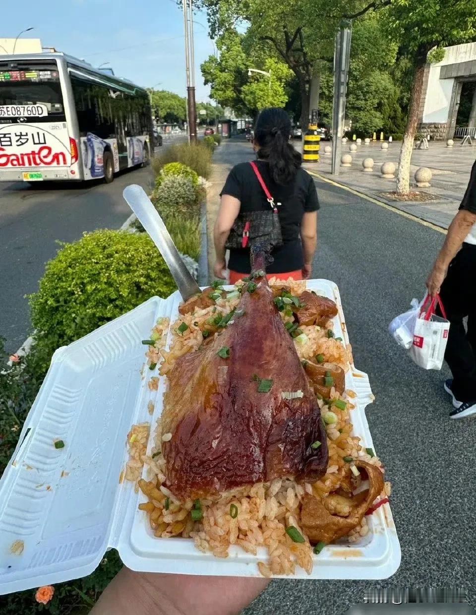 工作餐来上这一碗的含金量！！ ​