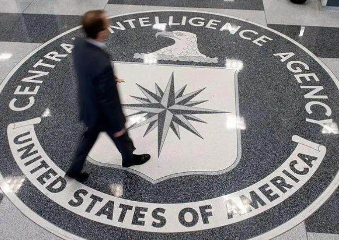 到底谁出卖了马杜罗？美军闪电突袭加拉加斯抓走马杜罗的背后，并非他曾喊话 “自投罗