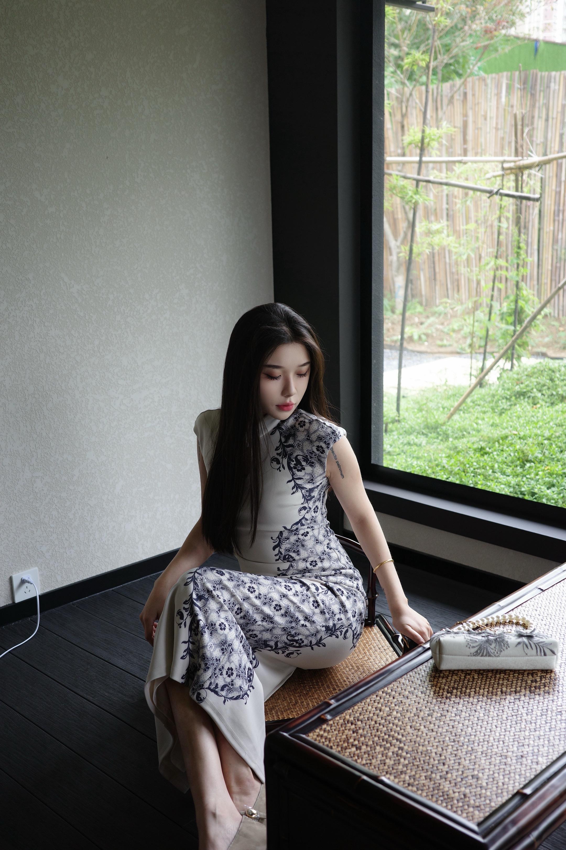 好茶从不迎合所有人的味蕾，做人也一样。同样一款茶，泡一次有一次的变化...