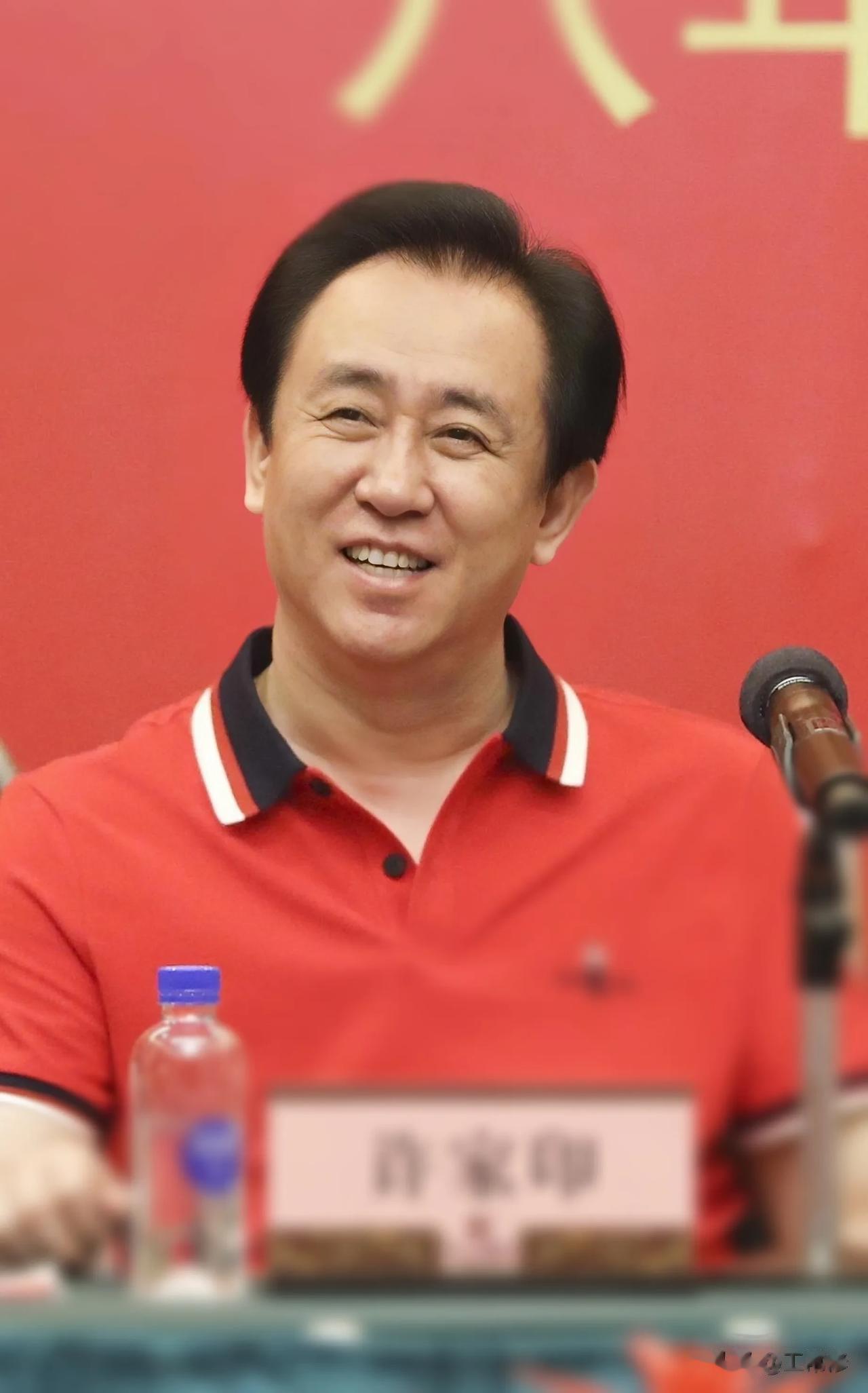 恒大为什么大而不倒？

恒大目前的负债，相当于一个中等国家一年的GDP，除了恒大