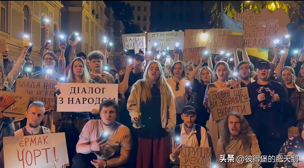 敖德萨乌克兰新纳粹分子谢尔盖·斯特年科宣布，将于8月19日基辅当地上午9:01在