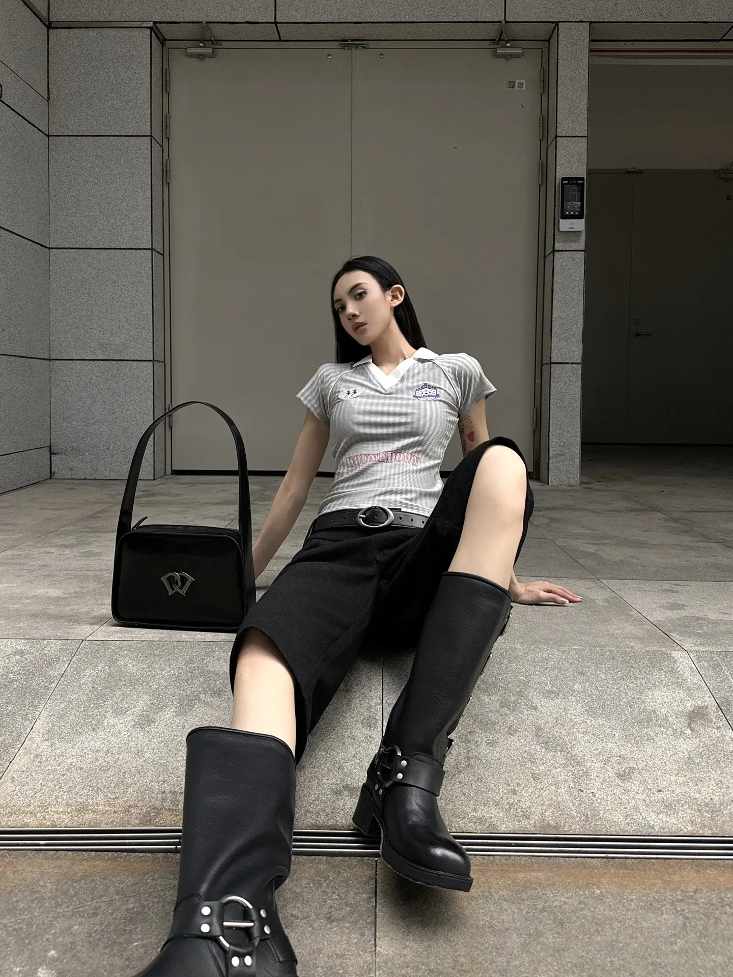 i人随地大小拍的松弛感🕶️。