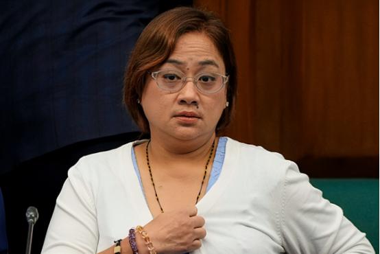 菲律宾“大鱼”被逮捕，小马科斯的亲儿子竟也涉案，小马科斯还能撑多久？
 
小马科