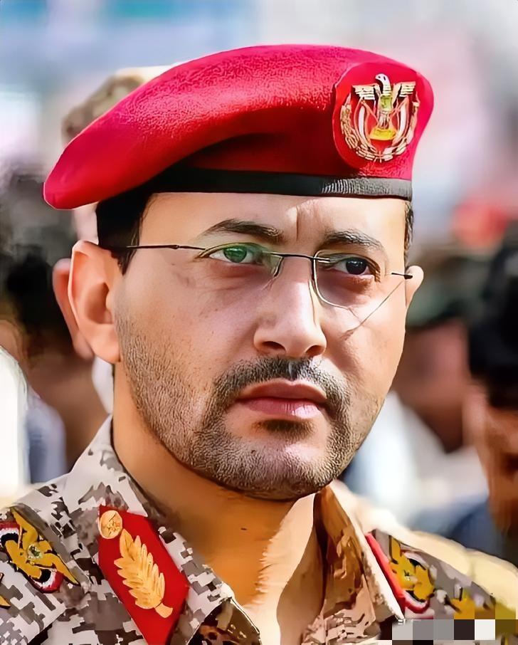 胡塞武装那个发言人，叶海亚，前阵子满世界都说他已经被炸没了。
结果3月28号，屏