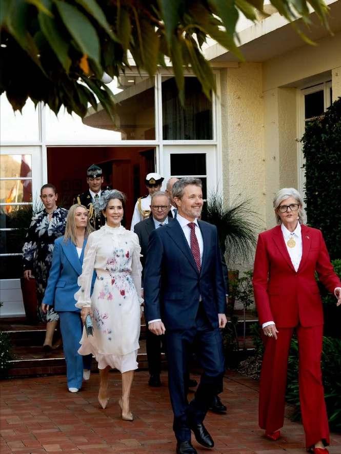 丹麦国王夫妇@澳洲Day3
一行人来到澳洲首都堪培拉参加总督招待会，
玛丽不禁感