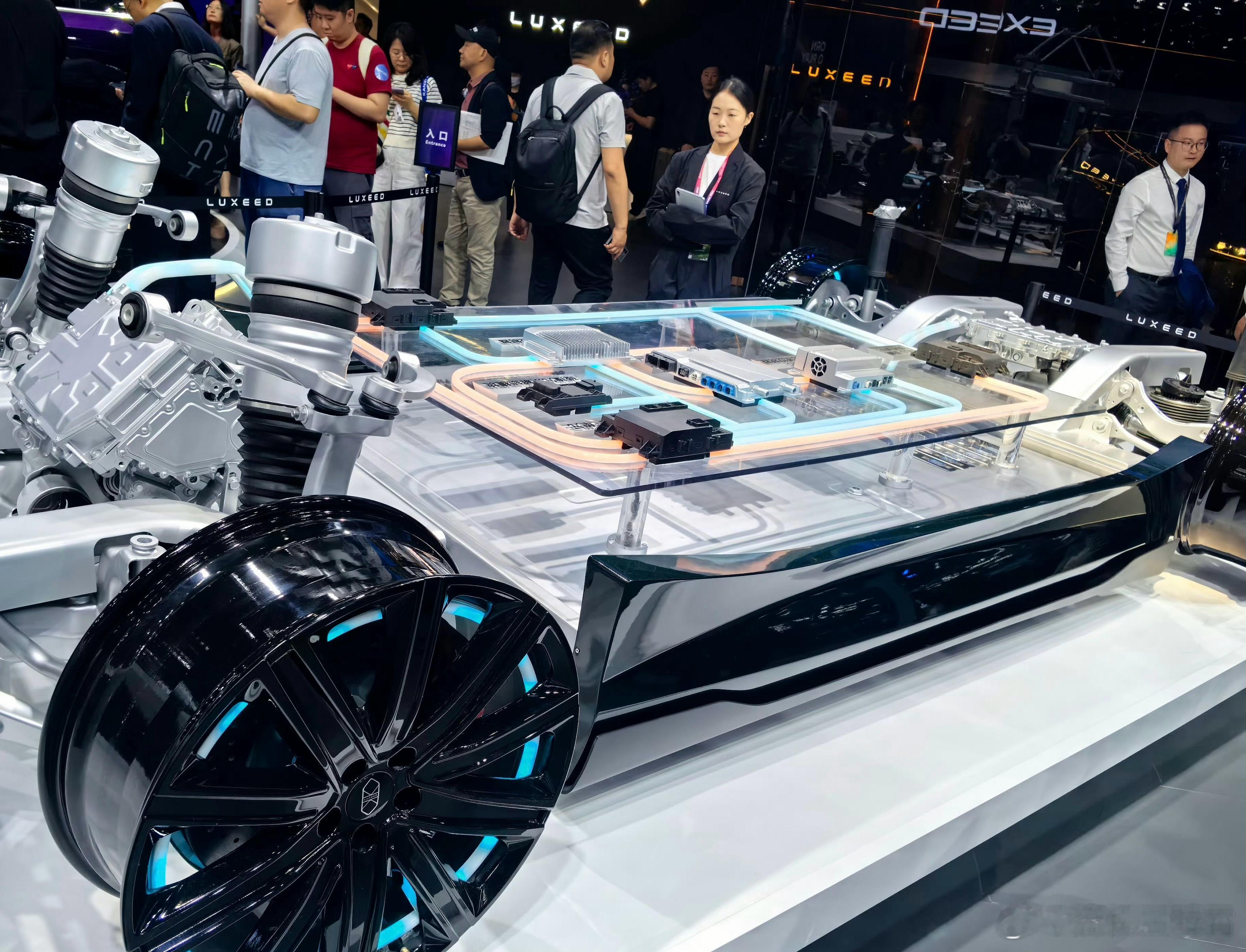 奇瑞全域AI技术成果亮相北京车展今天奇瑞携31项前沿科技亮相了2026北京车展，