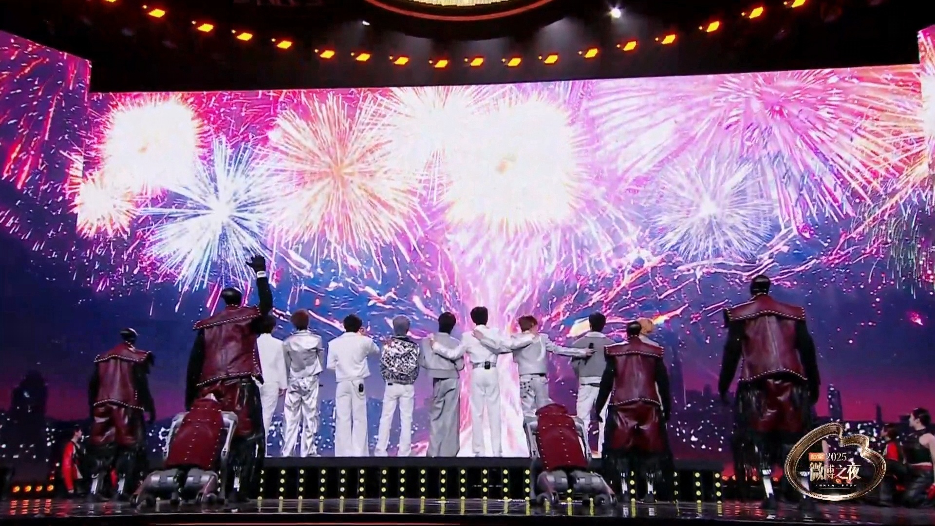 十个勤天种地吧微博之夜 2025微博之夜，十个勤天视频总结贴🈶🌞红毯cut，