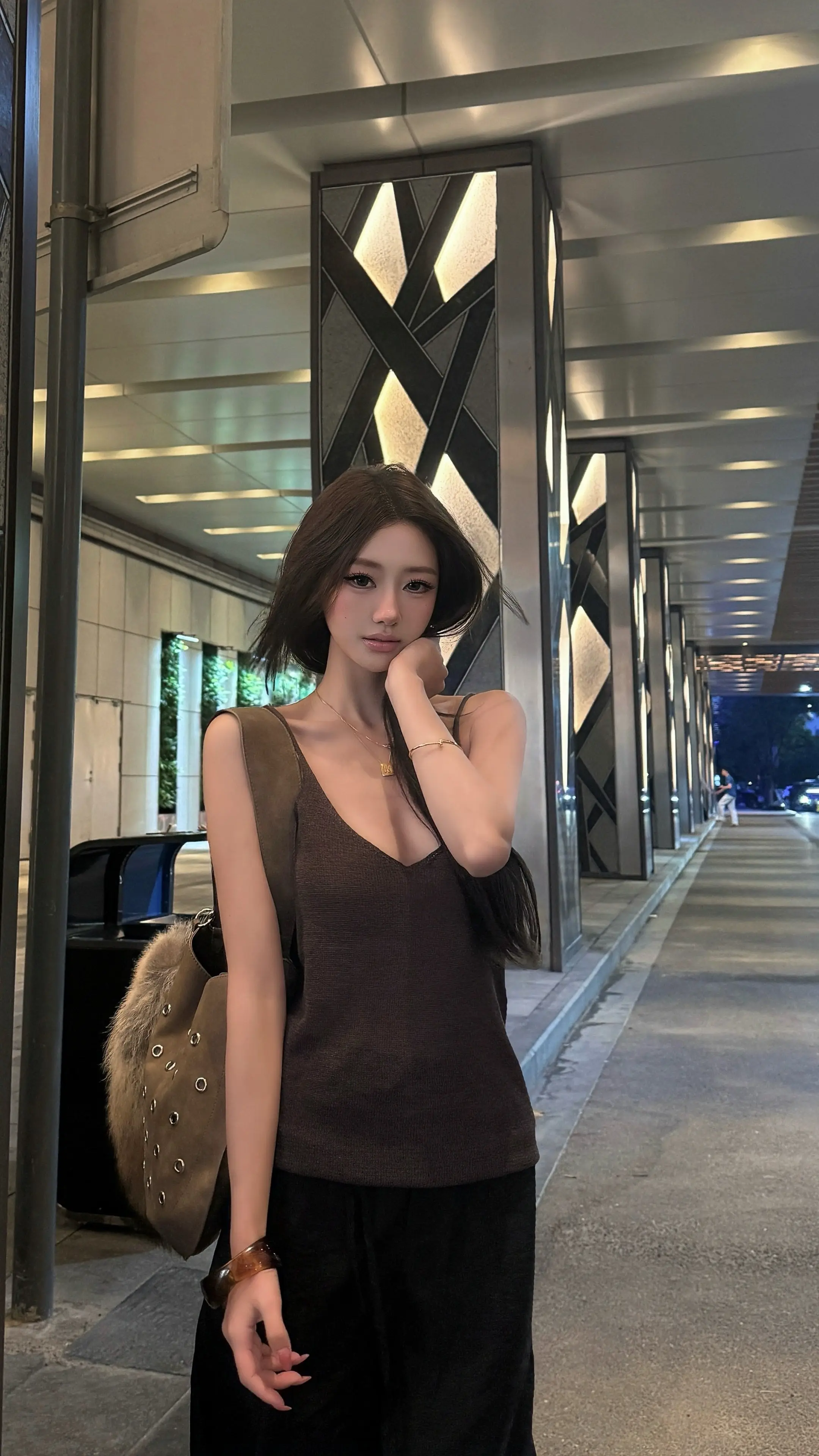 爱她像块冰 恨她太聪明