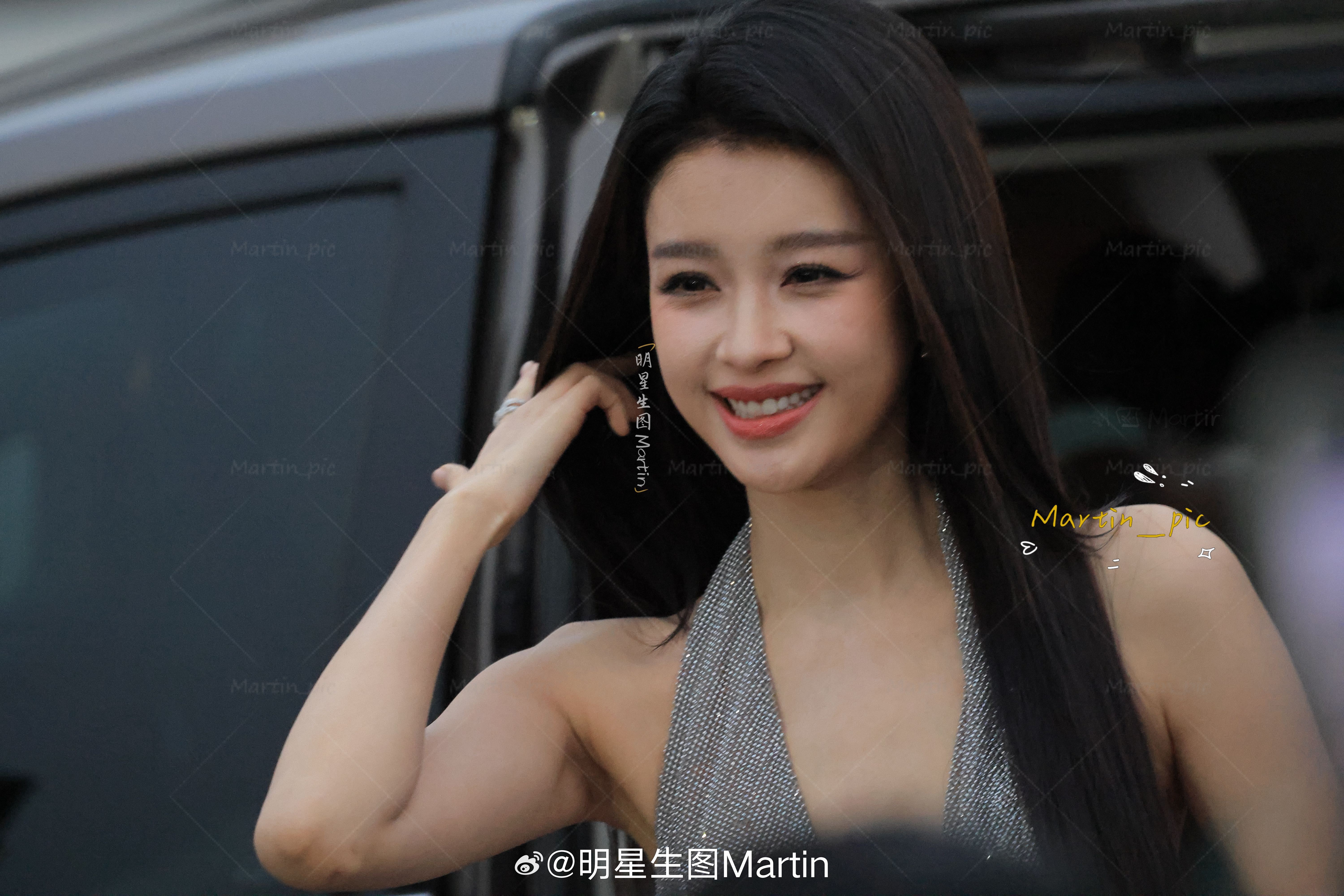 孙怡  孙怡草本初色品牌活动生图姐姐今天完全是仙女来的！！孙怡