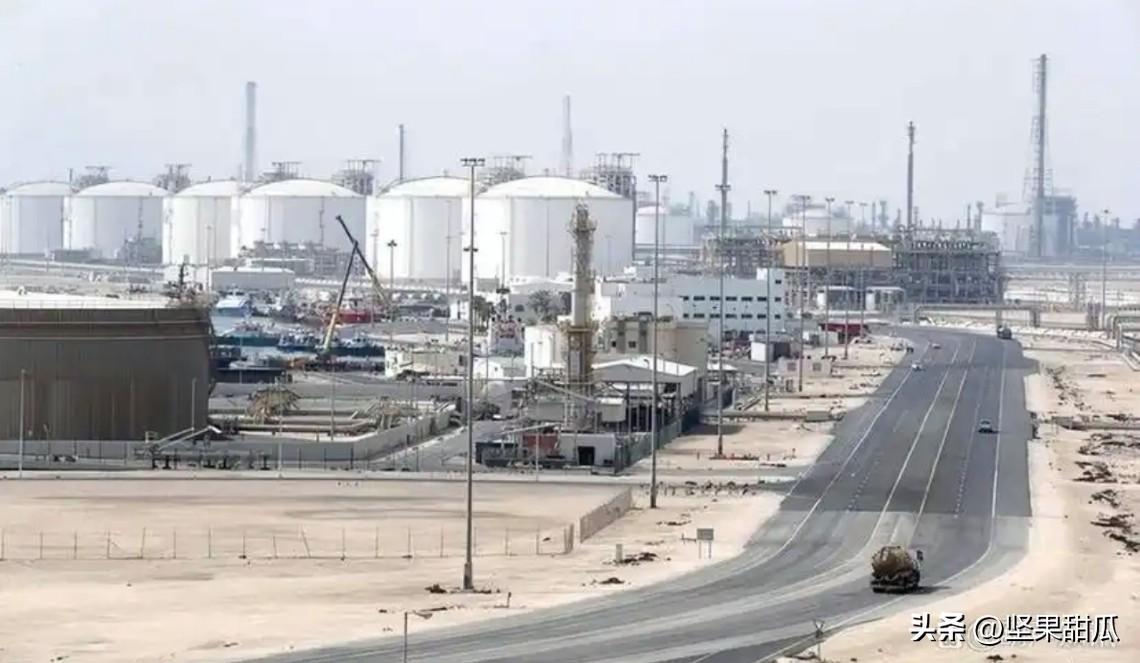 伊朗又开始出口天然气，伊拉克电力部发言人艾哈迈德·穆萨表示：伊朗对伊拉克的天然气