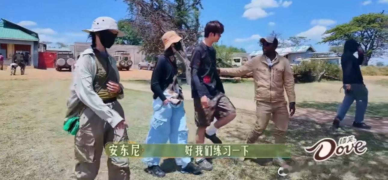 田嘉瑞我没有跳舞这个功能  花少6 田嘉瑞身上真是一点跳舞天赋也没有啊[哈哈]。